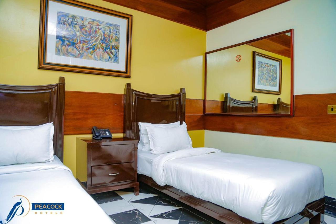 Peacock Hotel Dar es Salaam Exteriör bild
